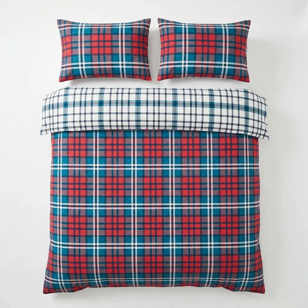 Rapport Home Ross Check Christmas Reversible Duvet Cover Set in Red 2