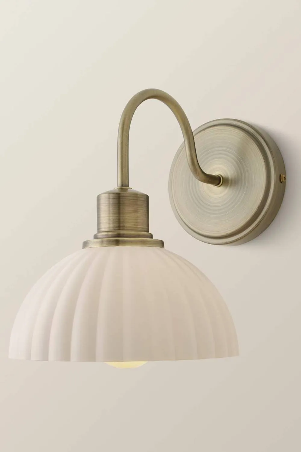 ValueLights Bourton Pair of Cream Ribbed Dome Wall Lights & Bulbs in Gold 4