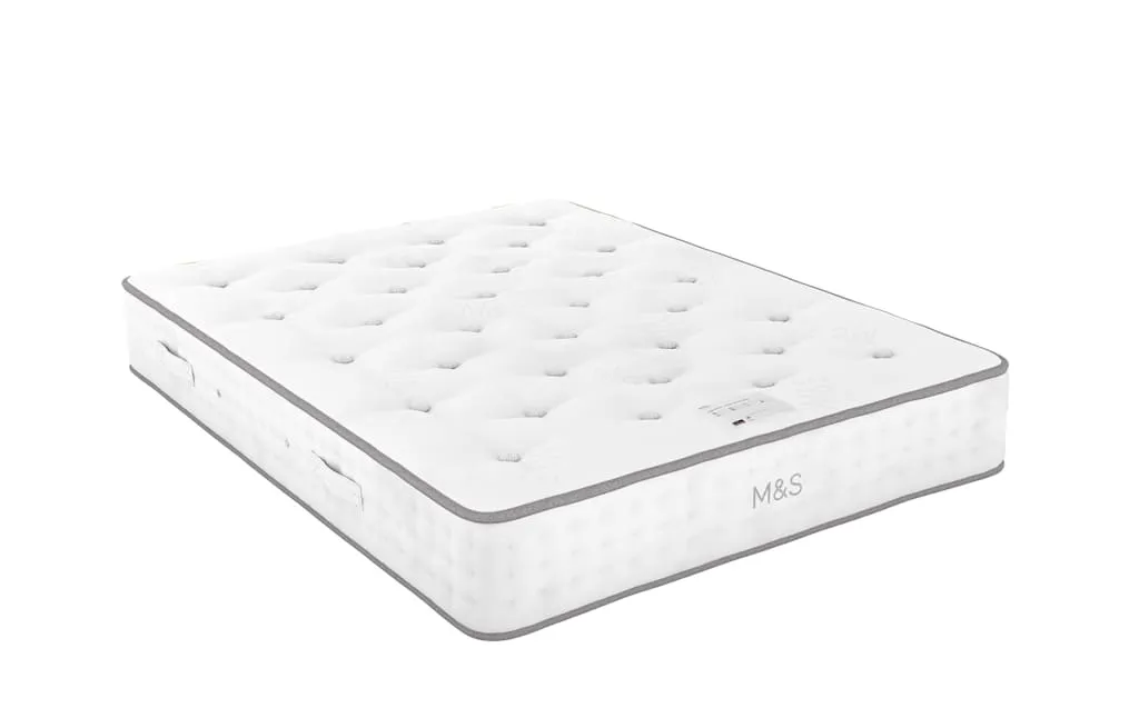 M&S 2500 British Wool Pocket Spring Medium Mattress White