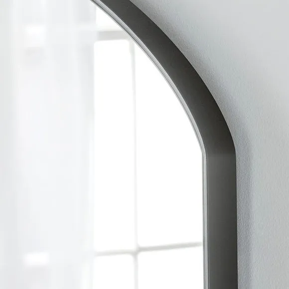 Yearn Modesty Curved Wall Mirror 2