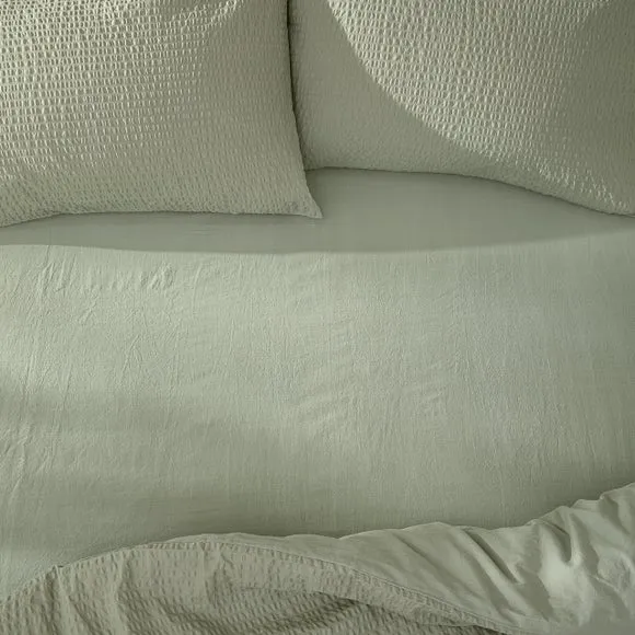 Yard Hebden Washed Cotton Fitted Sheet