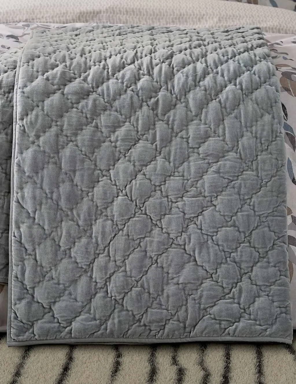 Bedeck of Belfast Pure Cotton Velvet Albany Quilted Throw Light Grey