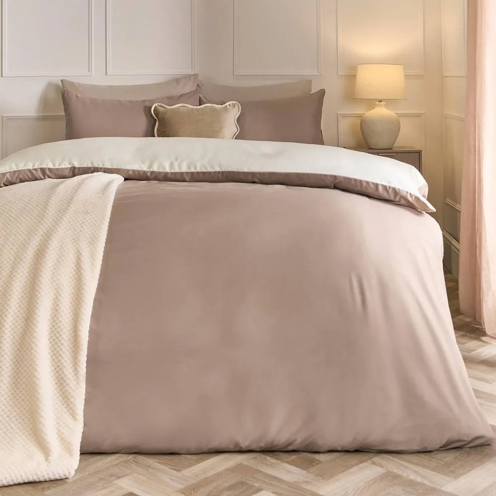 OHS Plain Reversible Duvet Cover With Pillowcase Set in Light Brown