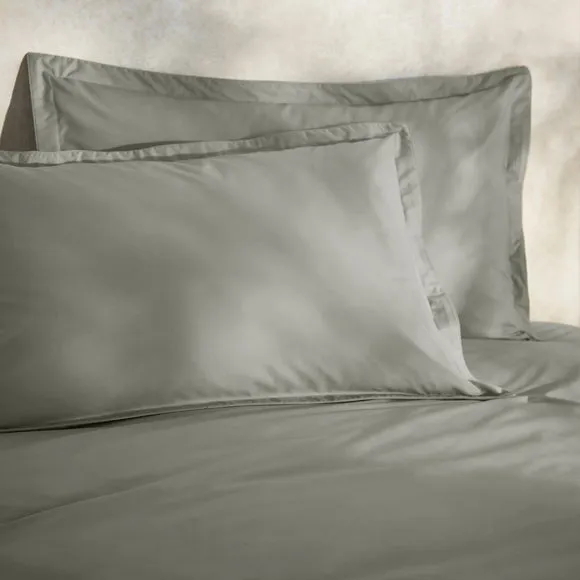 100% Egyptian Cotton 220 Thread Count Oxford Pillowcase 1