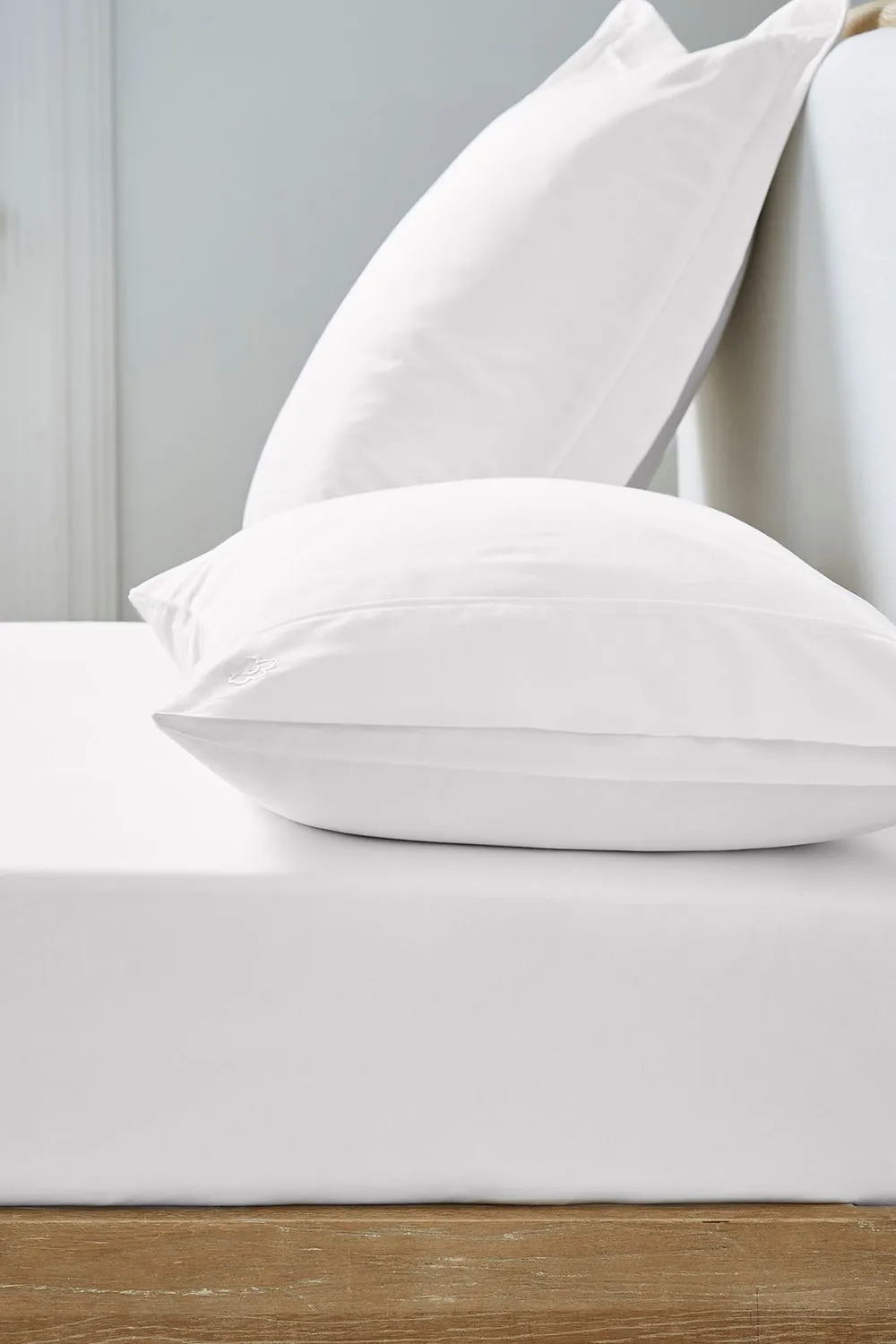 Ted Baker 'TB Plain Dye' Cotton Sateen Fitted Sheet in White 2