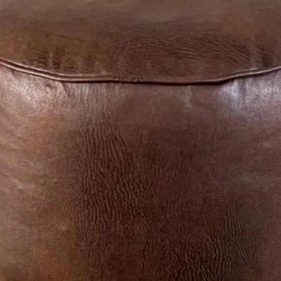 Daro Colo Round Pouffe 2