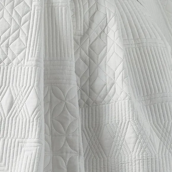 Catherine Lansfield Folkstone Geo Bedspread 2