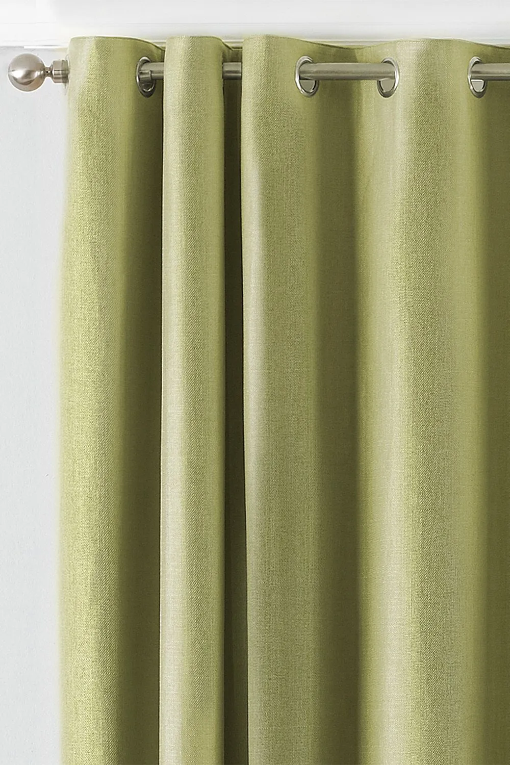 Paoletti Atlantic Twill Woven Eyelet Curtains in Green 2