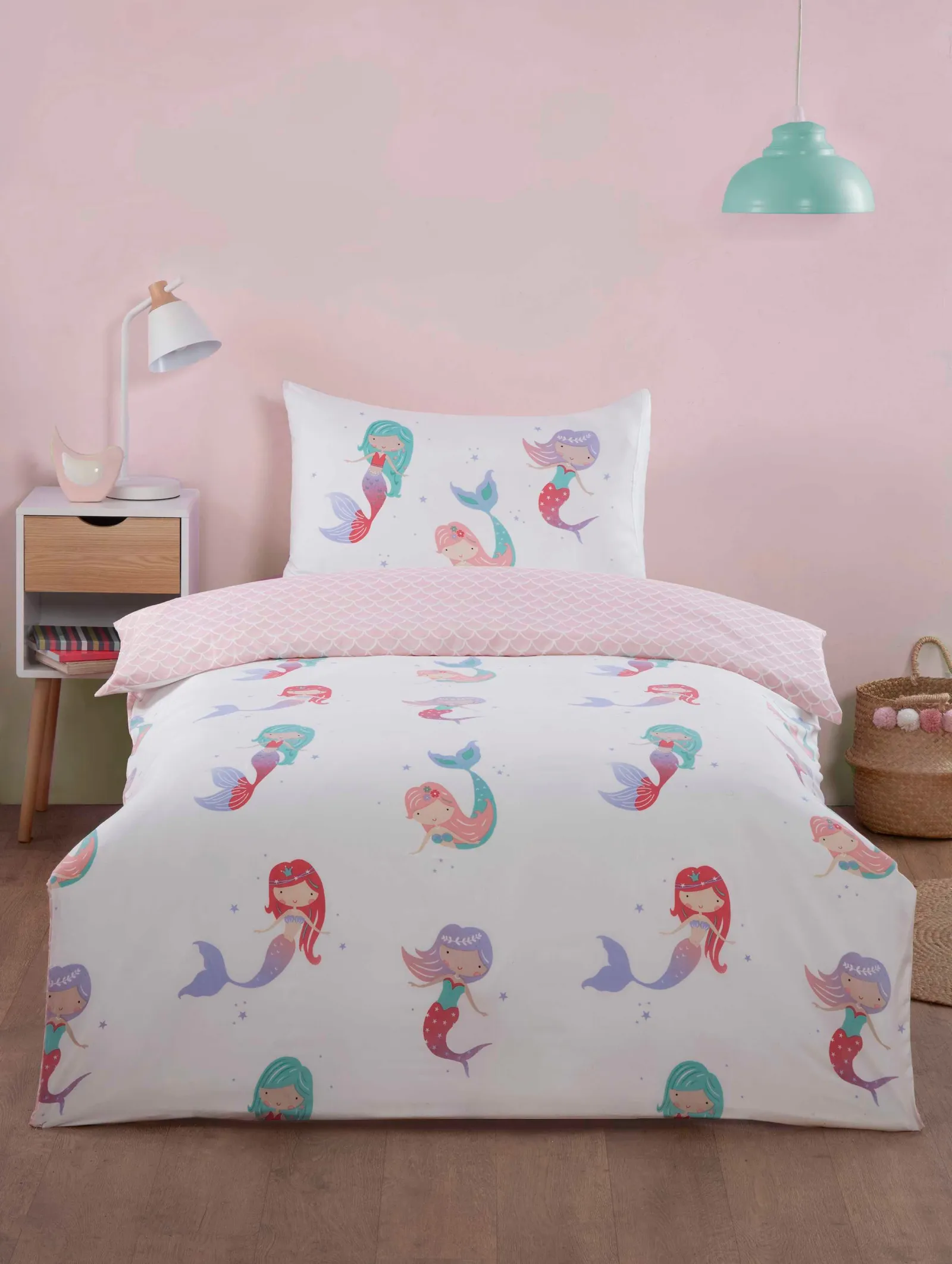Rapport Home Little Mermaids Microfibre Reversible Duvet Cover Set with Pillowcase