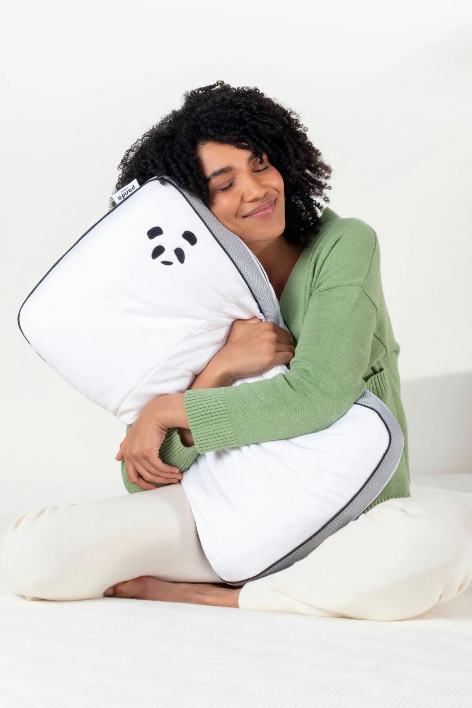 Panda London Panda Hybrid Memory Foam Bamboo Pillow in White 6