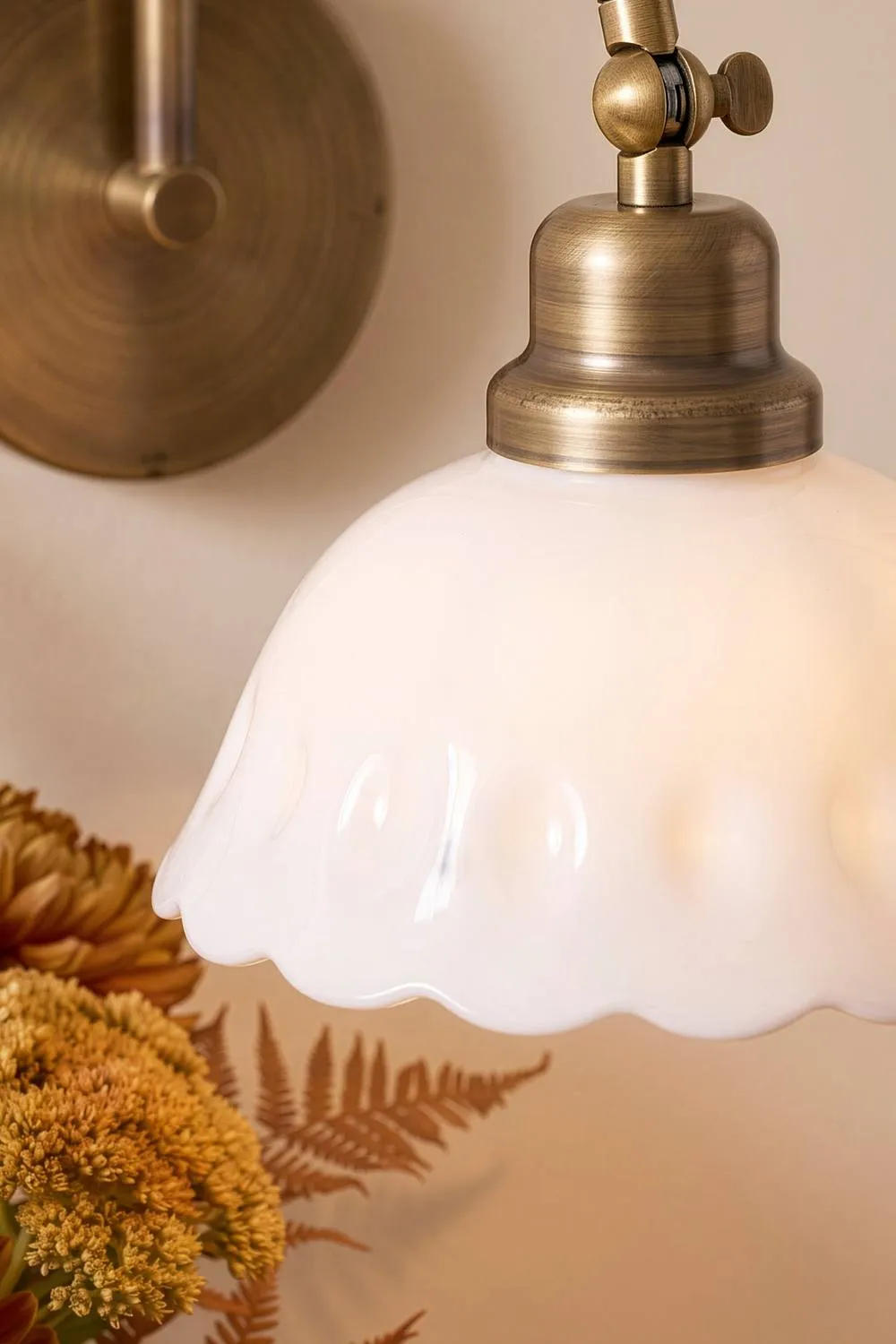 Dibor Floral Adjustable Wall Light, Metal, E27 in Gold 4