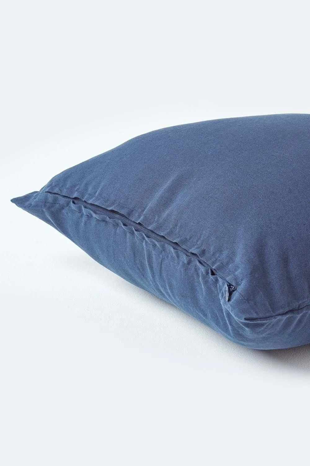 Homescapes European Linen Pillowcase, 60 x 60 cm in Navy 3
