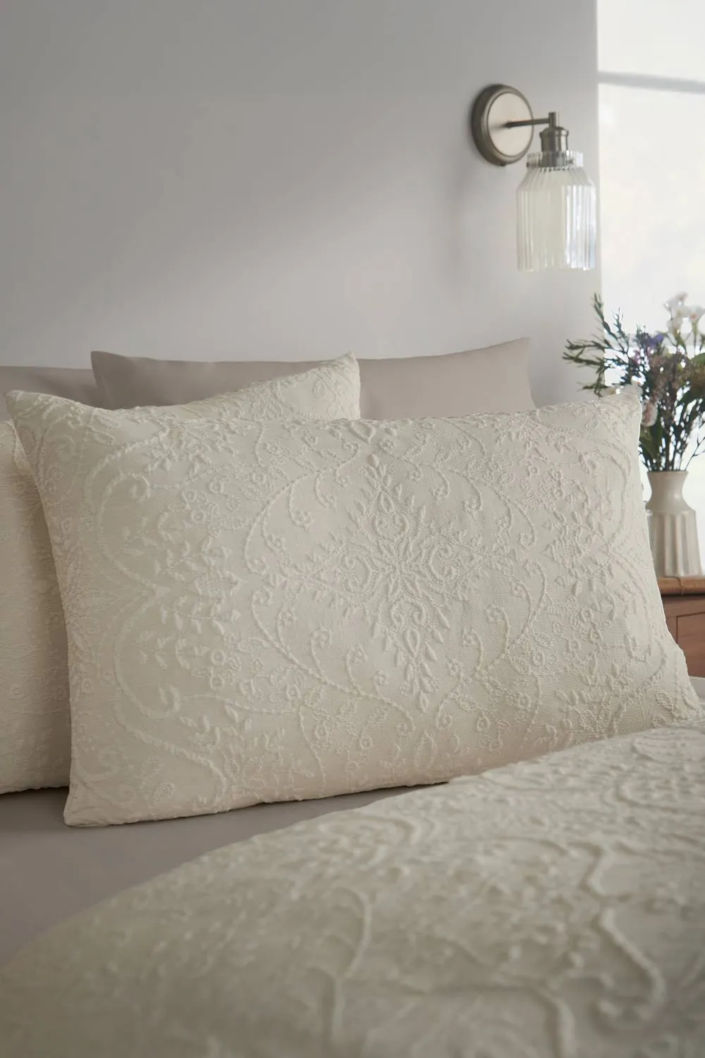 Catherine Lansfield 'Amelia Jacquard' Duvet Cover Set in Cream 2