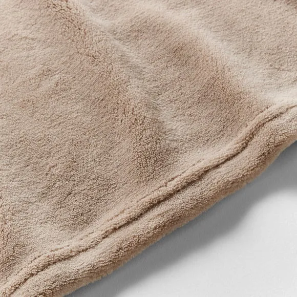 Seriously Soft 220cm x 220cm Throw Blanket 4