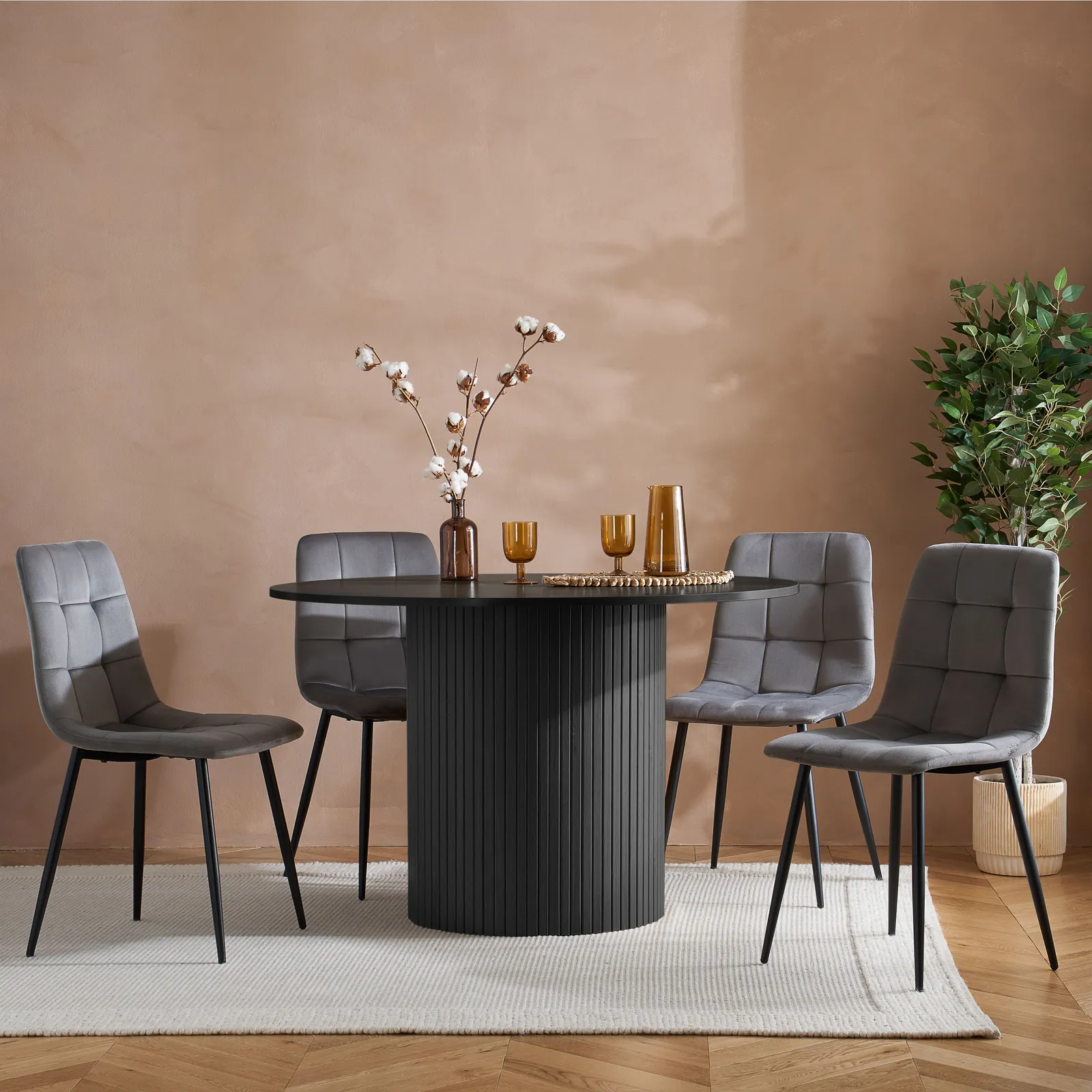 Birlea Round Fluted Dining Table Axel in Black 3