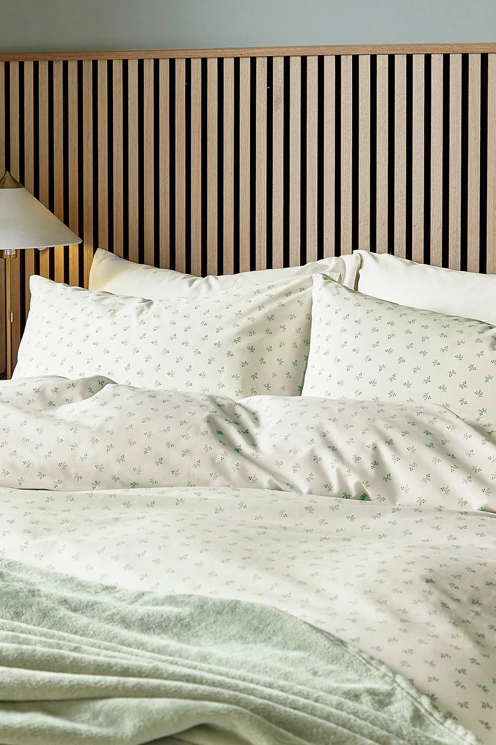 Helena Springfield 'Leaf Sprig' Duvet Cover Set in Green 2