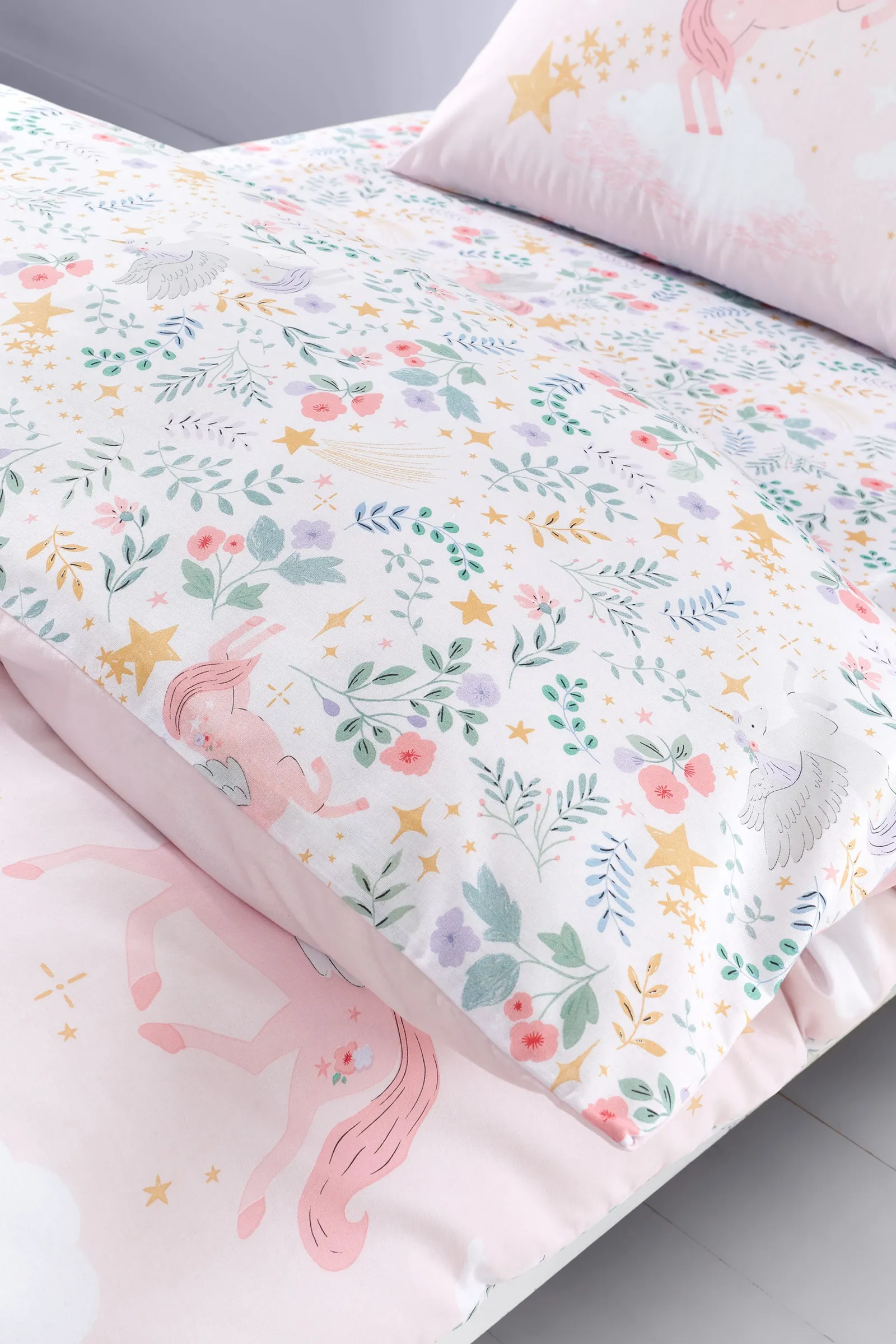 Catherine Lansfield 'Fairytale Unicorn' Duvet Cover Set in Pink 4