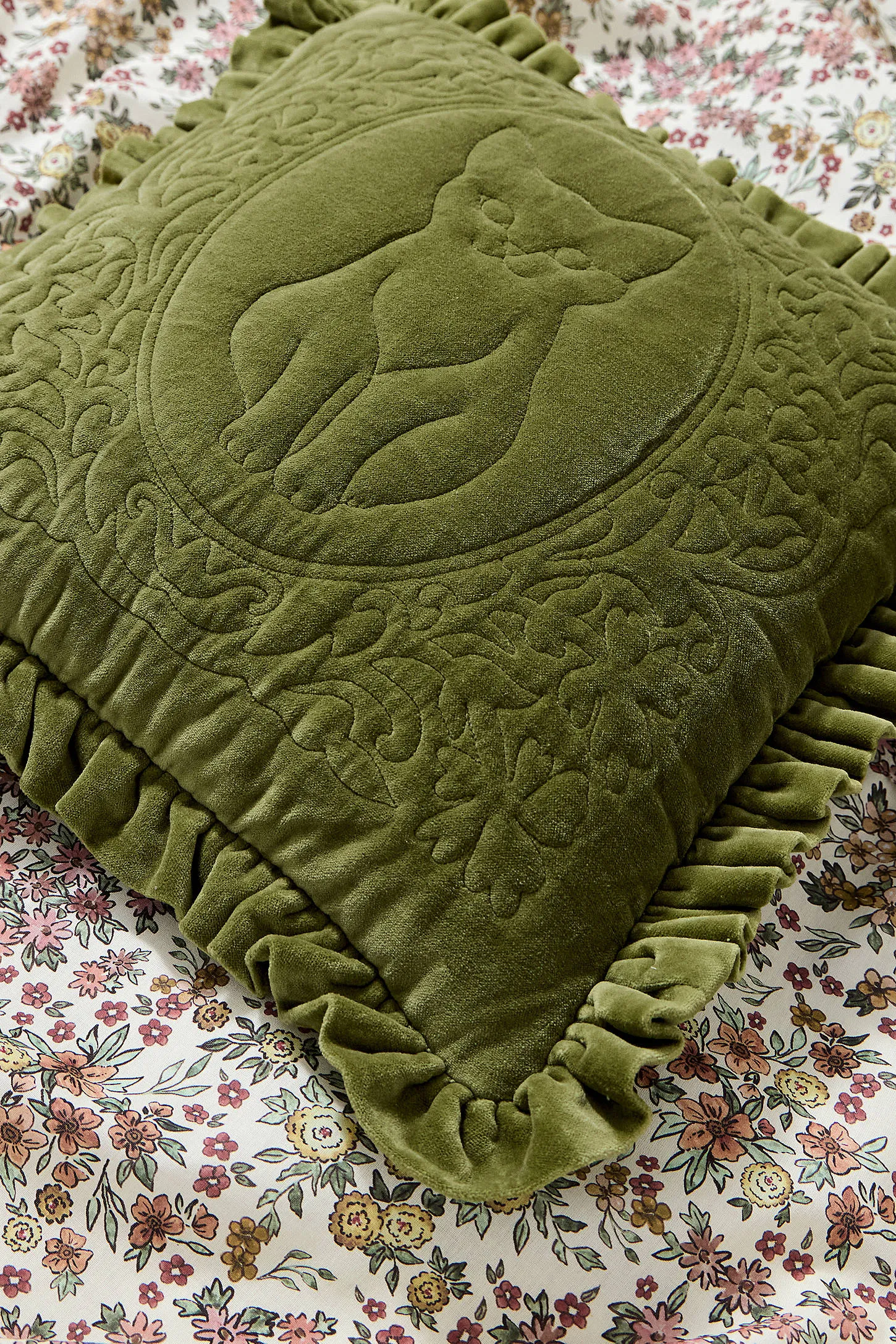 Green Quilted Cat Cushion - Green 2