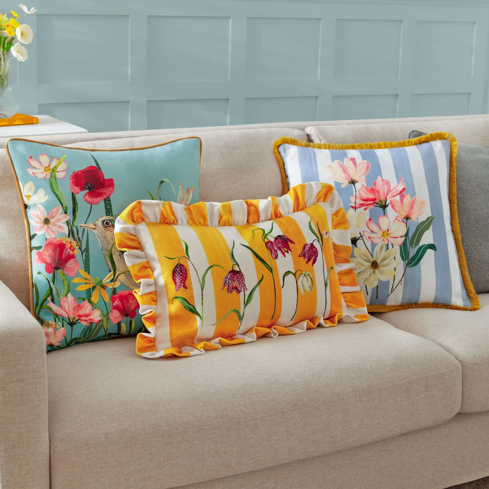 Wylder Marais Bird Meadow Printed Chenille Cushion 6