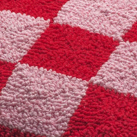 Check Cushion 4