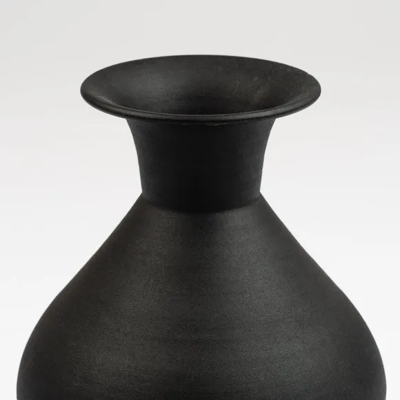 Iron Collared Vase 2