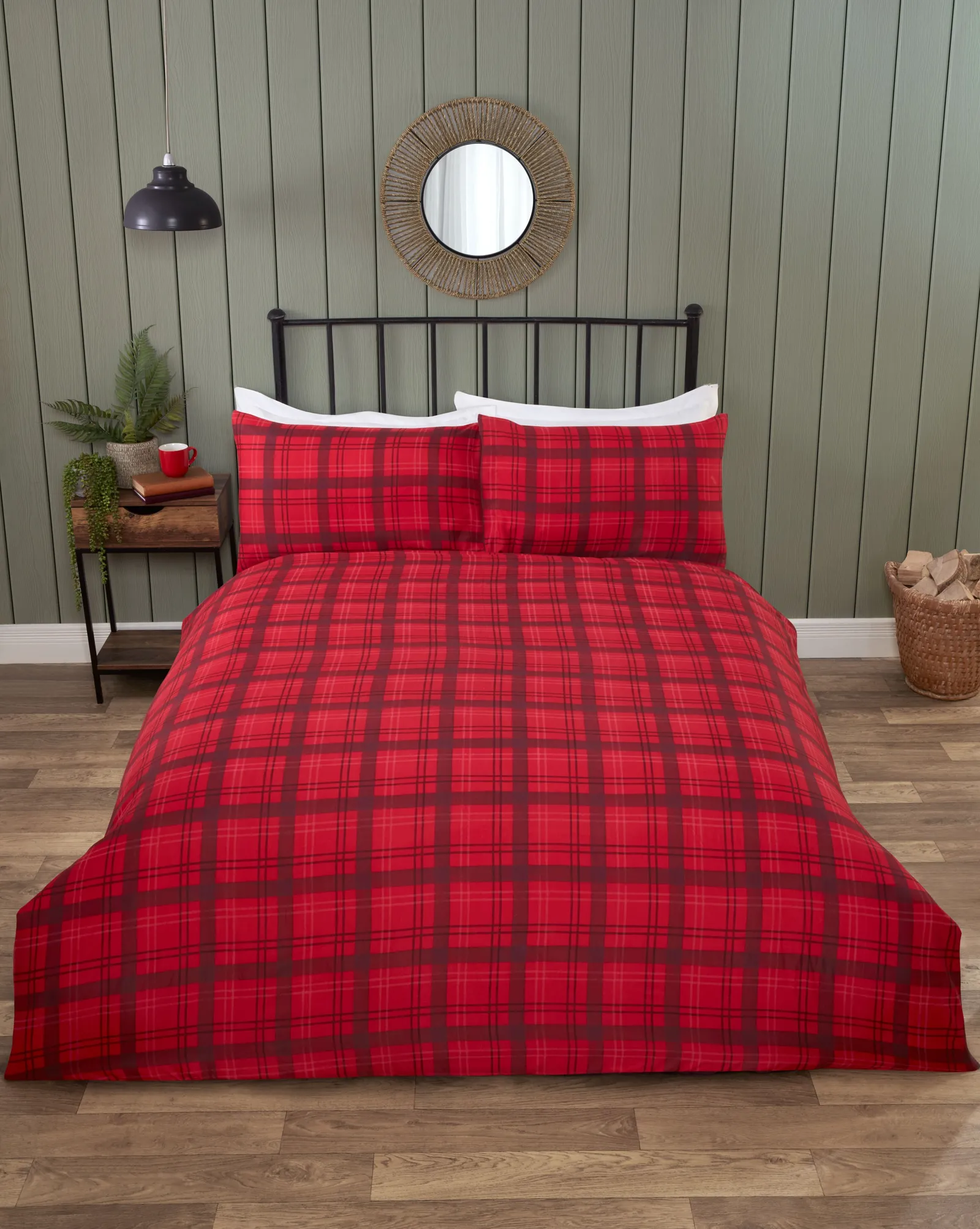 Rapport Home Fergus Microfibre Checkered Reversible Duvet Cover Set with Pillowcase 5