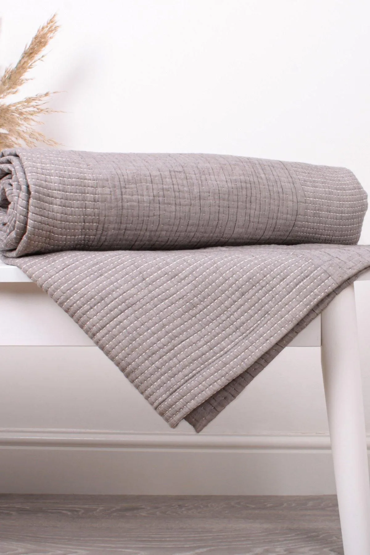 Appletree 'Verity' 100% Cotton Bedspread in Grey