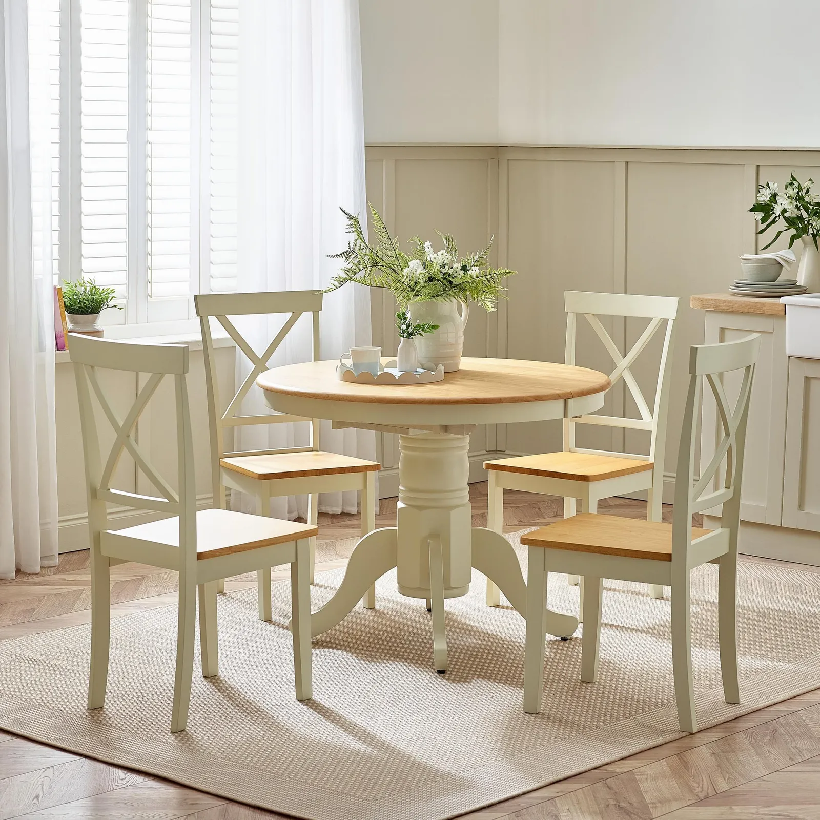 FurnitureboxUK Padstow Wooden Extending Dining Table & 6 Millford Chairs in Cream 1