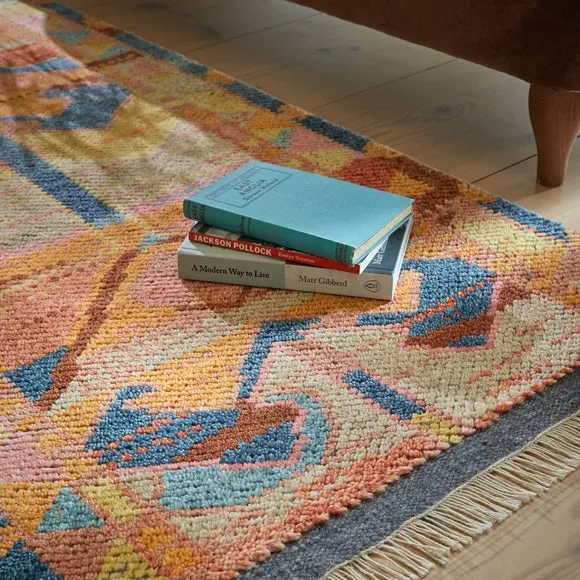 Jaya Premium Hand-Knotted Abstract Wool Rug 3
