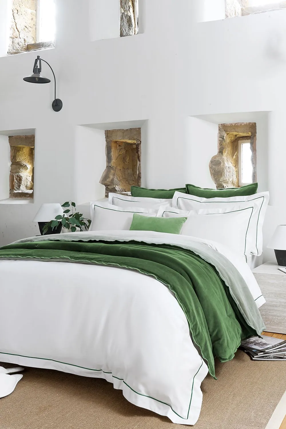 CHRISTY Premium Sateen Satin Soft Duvet Cover Sets in Green