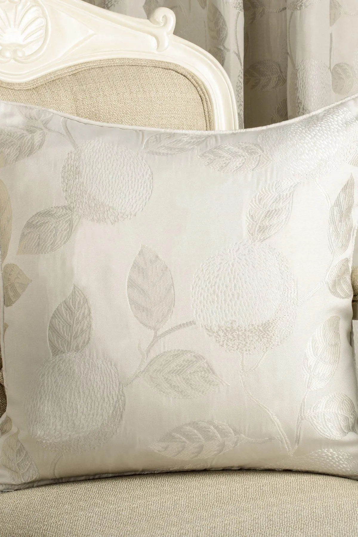 Curtina 'Bramford' Woven Filled Cushion in Natural