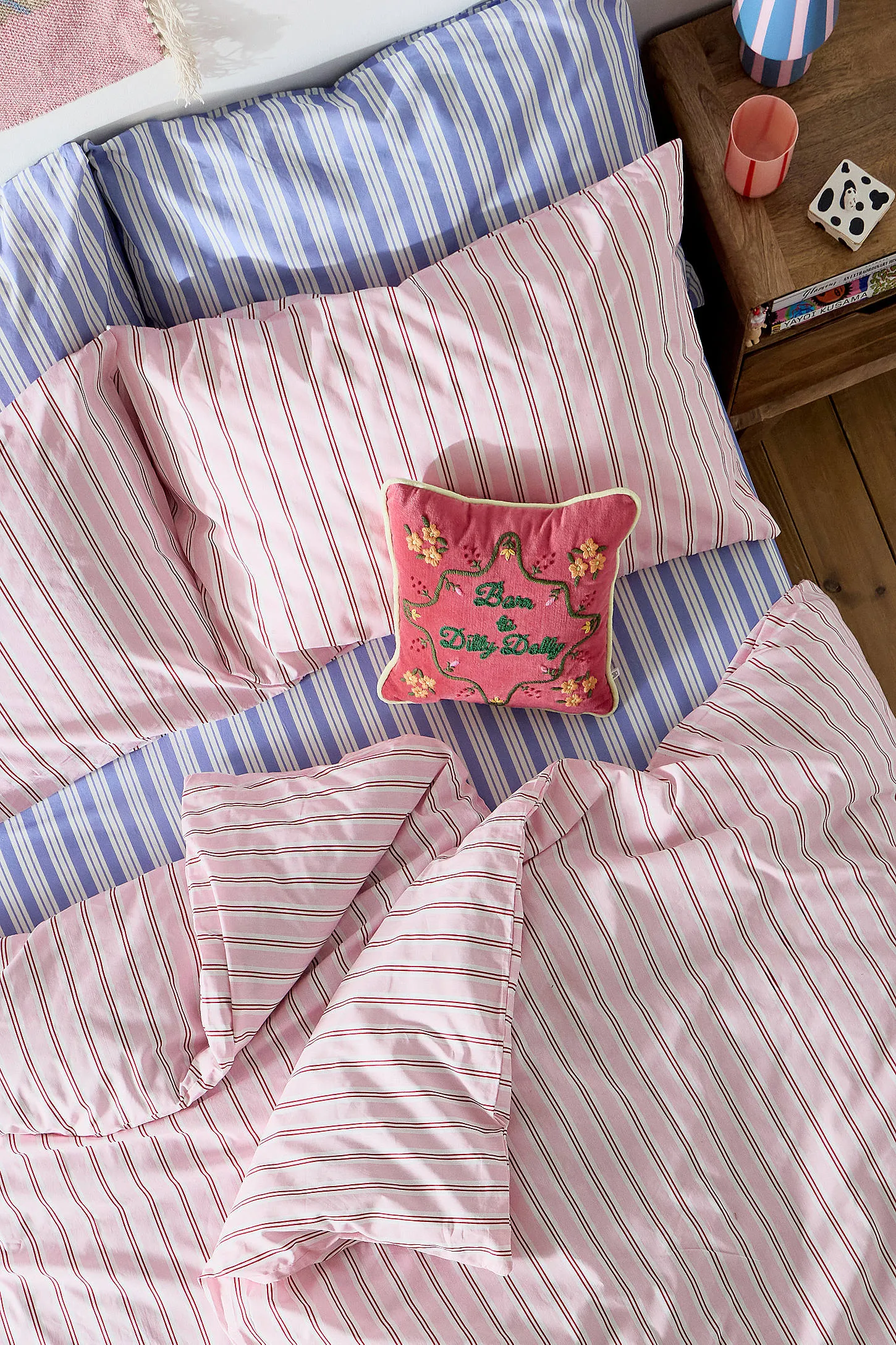 Pink & Red Stripe Duvet Set - Pink 2
