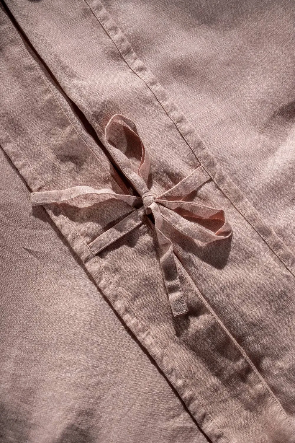 Soak&Sleep Soft Pink French Linen Duvet Cover in Pale Pink 2