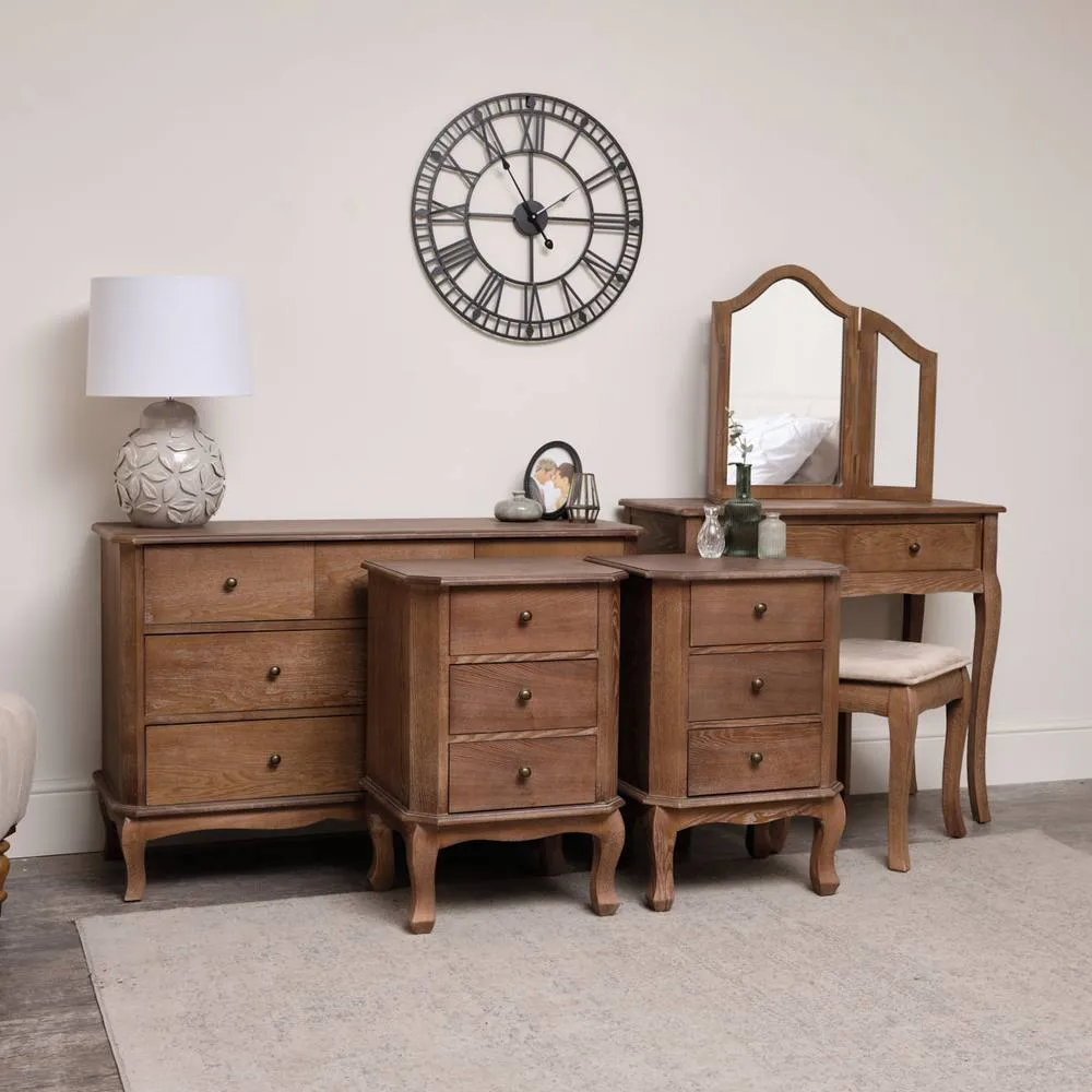 Melody Maison Dark Wood Dressing Table Set, Chest Of Drawers & Pair Of Bedside Tables - Ashwell Range in Dark Brown