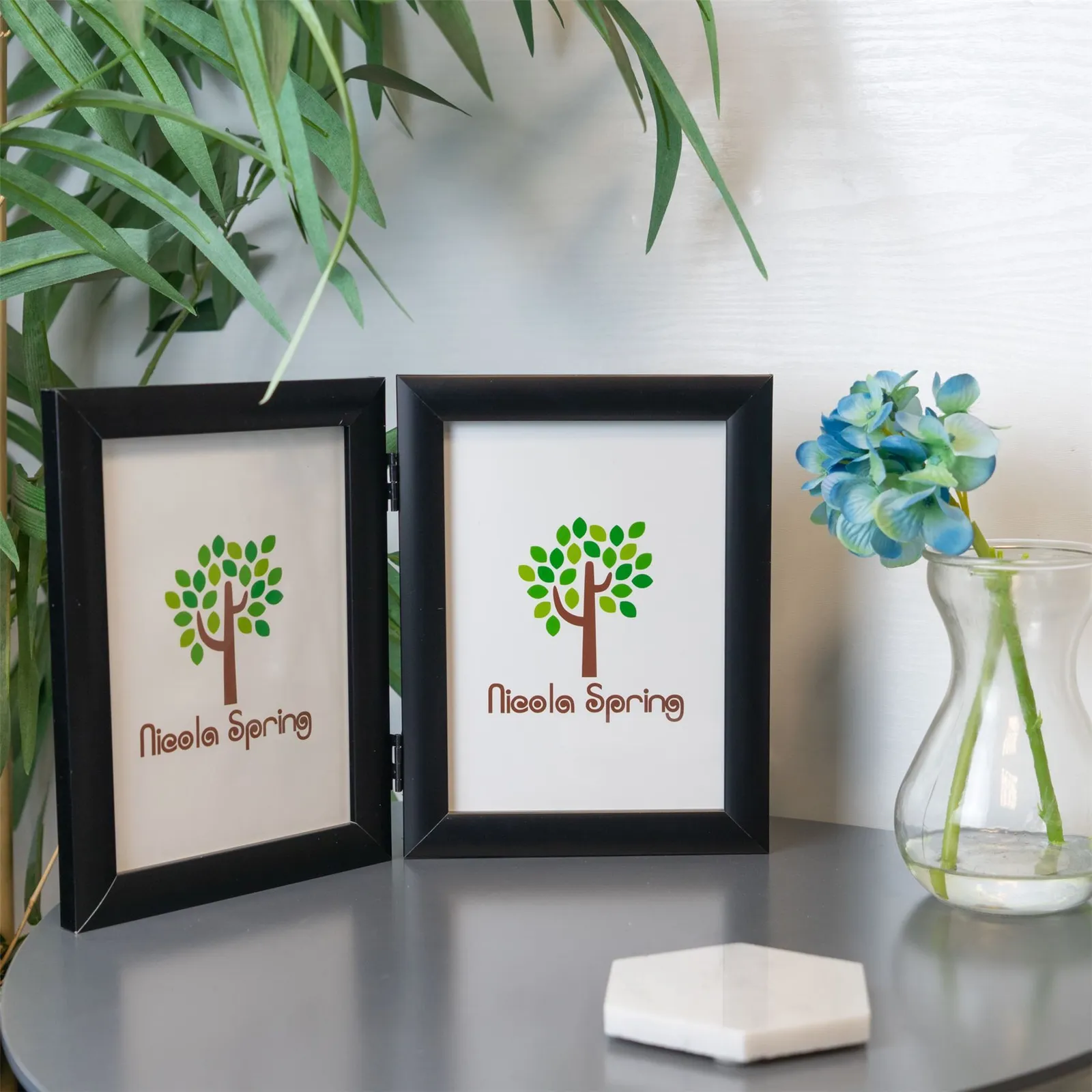 Nicola Spring Folding 2 Photo Frame - 5 x 7" - Black 4