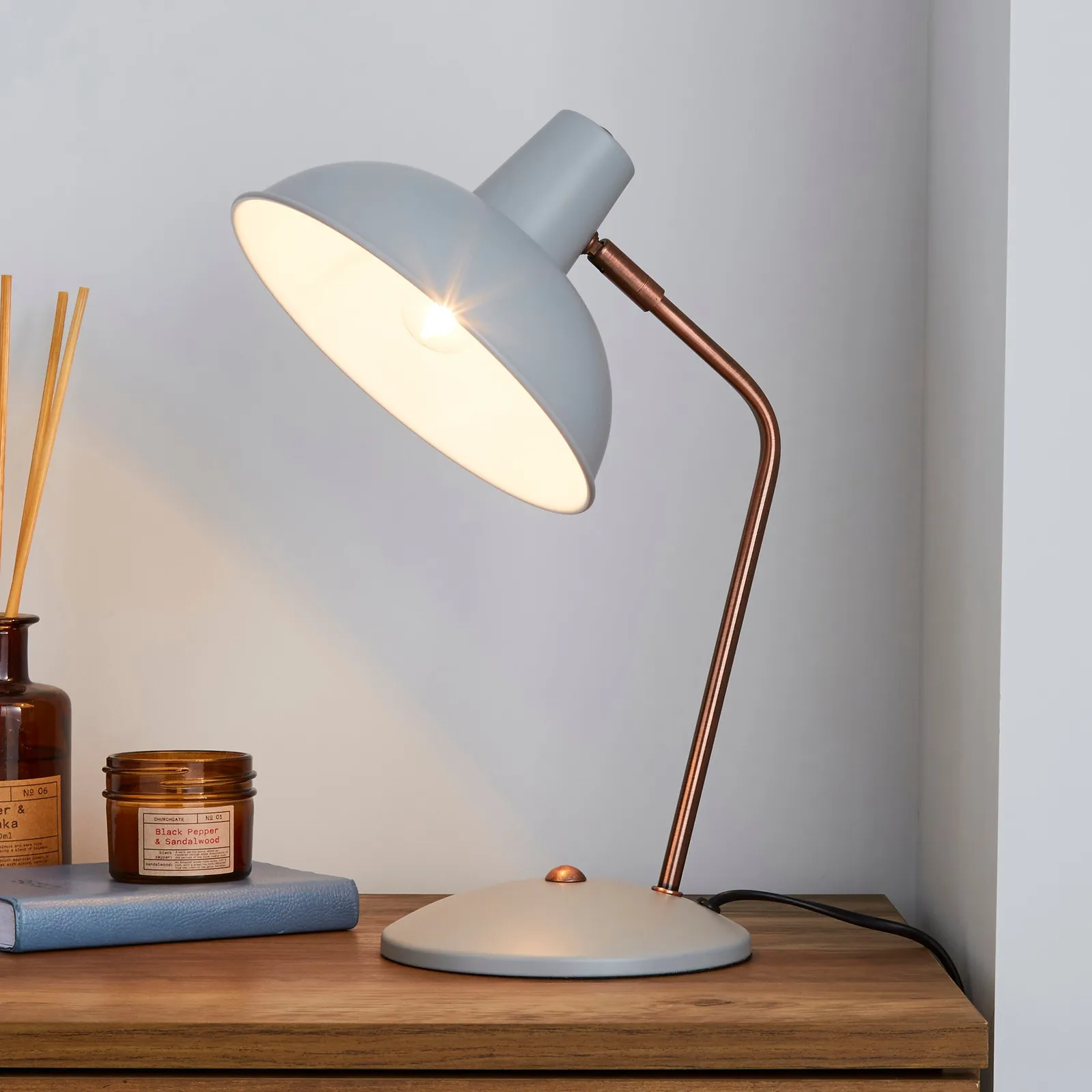 Elements Leiden Grey Desk Lamp Grey
