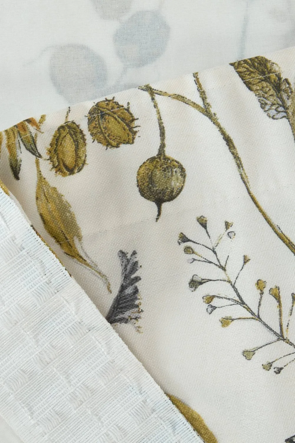 Sundour Grove Ready Made Curtains - Fully lined in Green 3