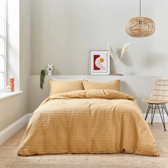Emerson Waffle Duvet Cover and Pillowcase Set 1