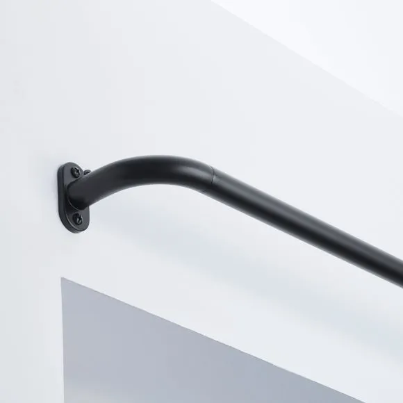 Room Darkening Extendable Metal Eyelet Curtain Pole