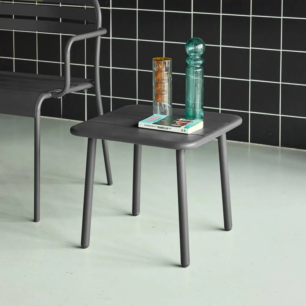 sweeek Square steel garden coffee table in Dark Grey 4