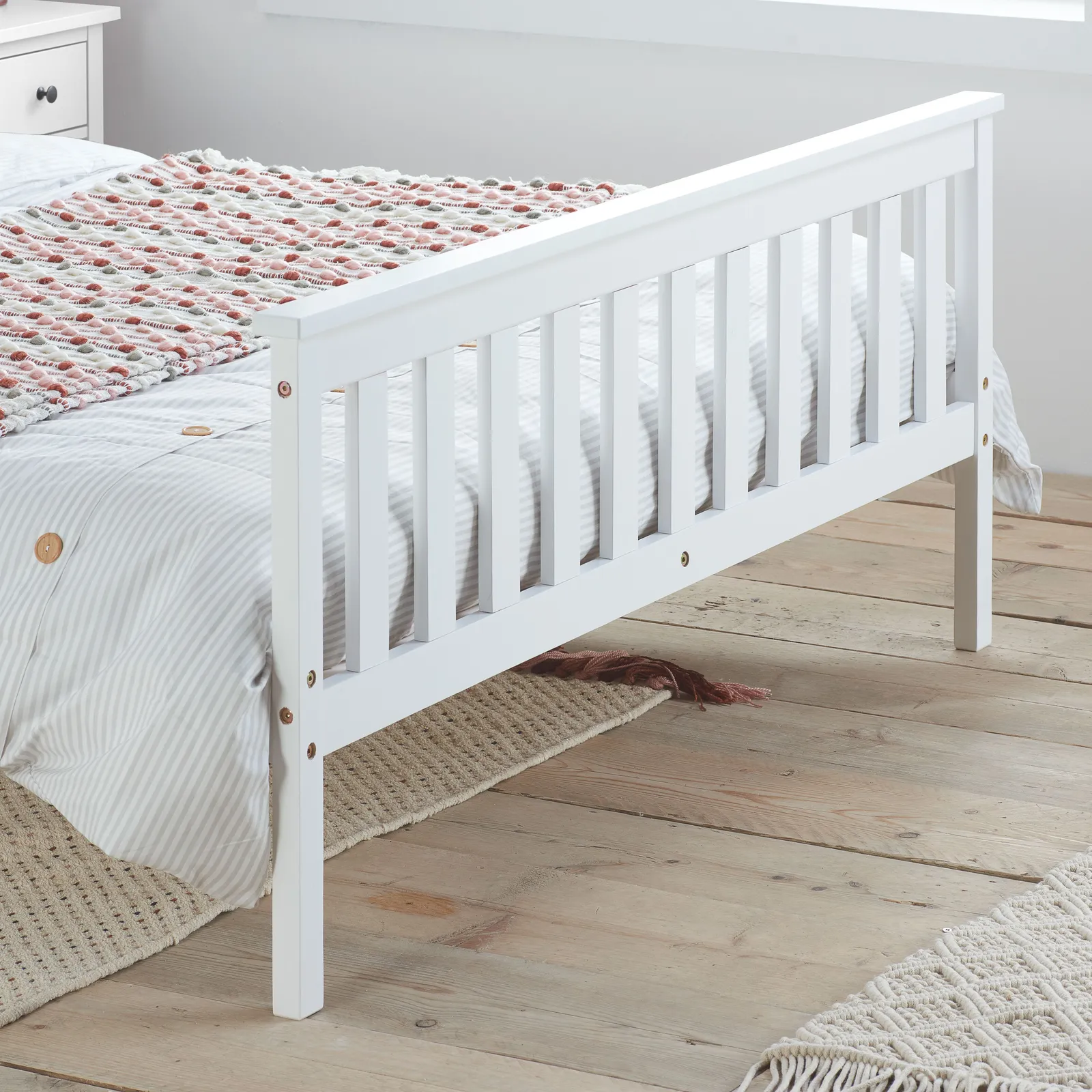 Birlea Oxford Bed in White 3