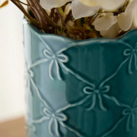 Blue Bow Vase 2