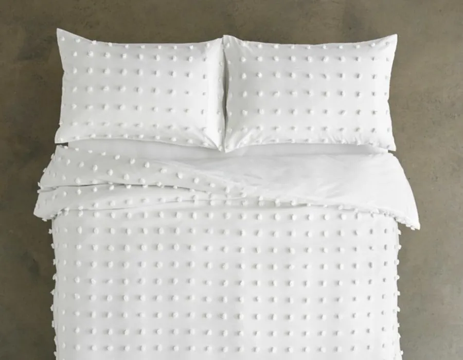 Deyongs Fluffy Dots Duvet Set with Tufted Microfibre Texture in White 3