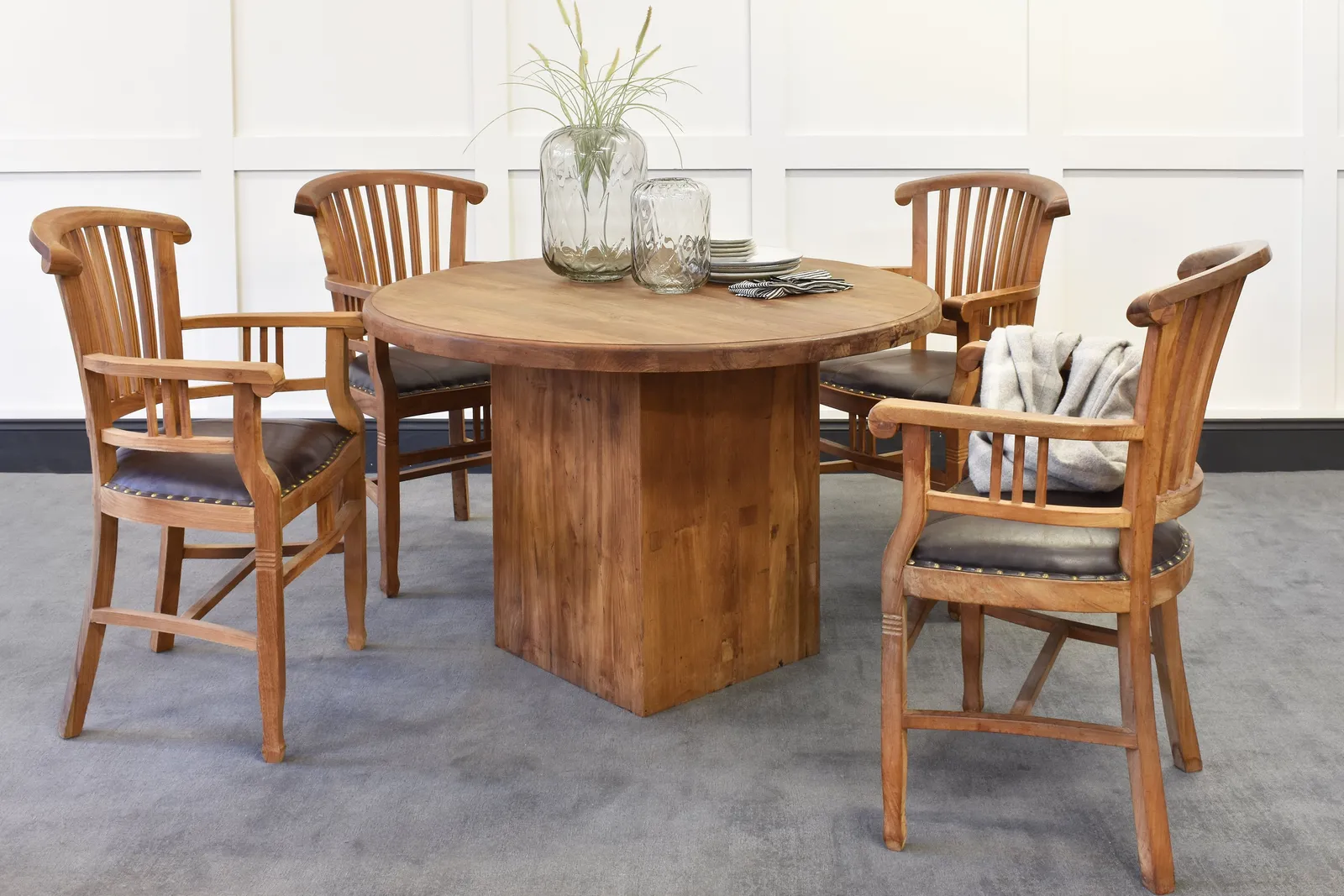 Megan Round Dining Table & Langley Carver Chairs Bundle