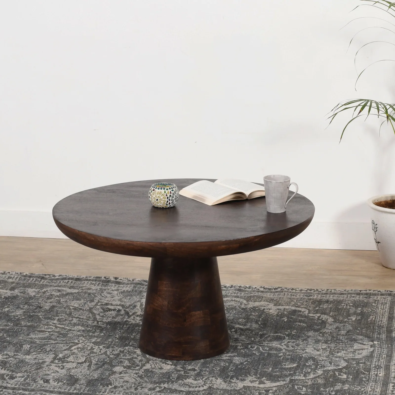 IH Design Natural Solid Dark Mango Wood Round Coffee Table in Brown 2