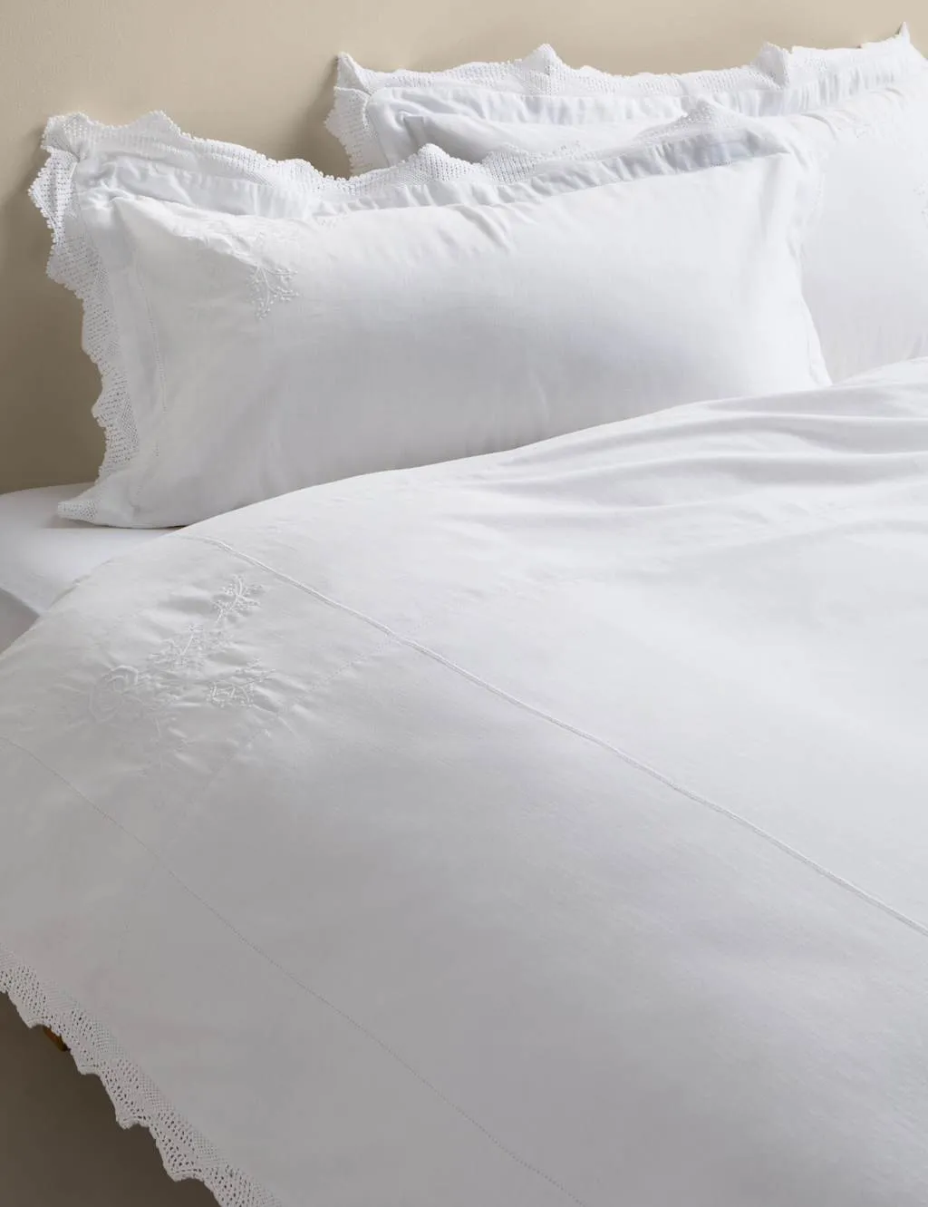 M&S Pure Cotton Vintage Lace Embroidered Bedding Set White