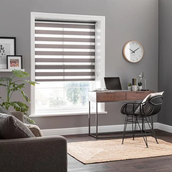Day and Night Daylight Roller Blind 1
