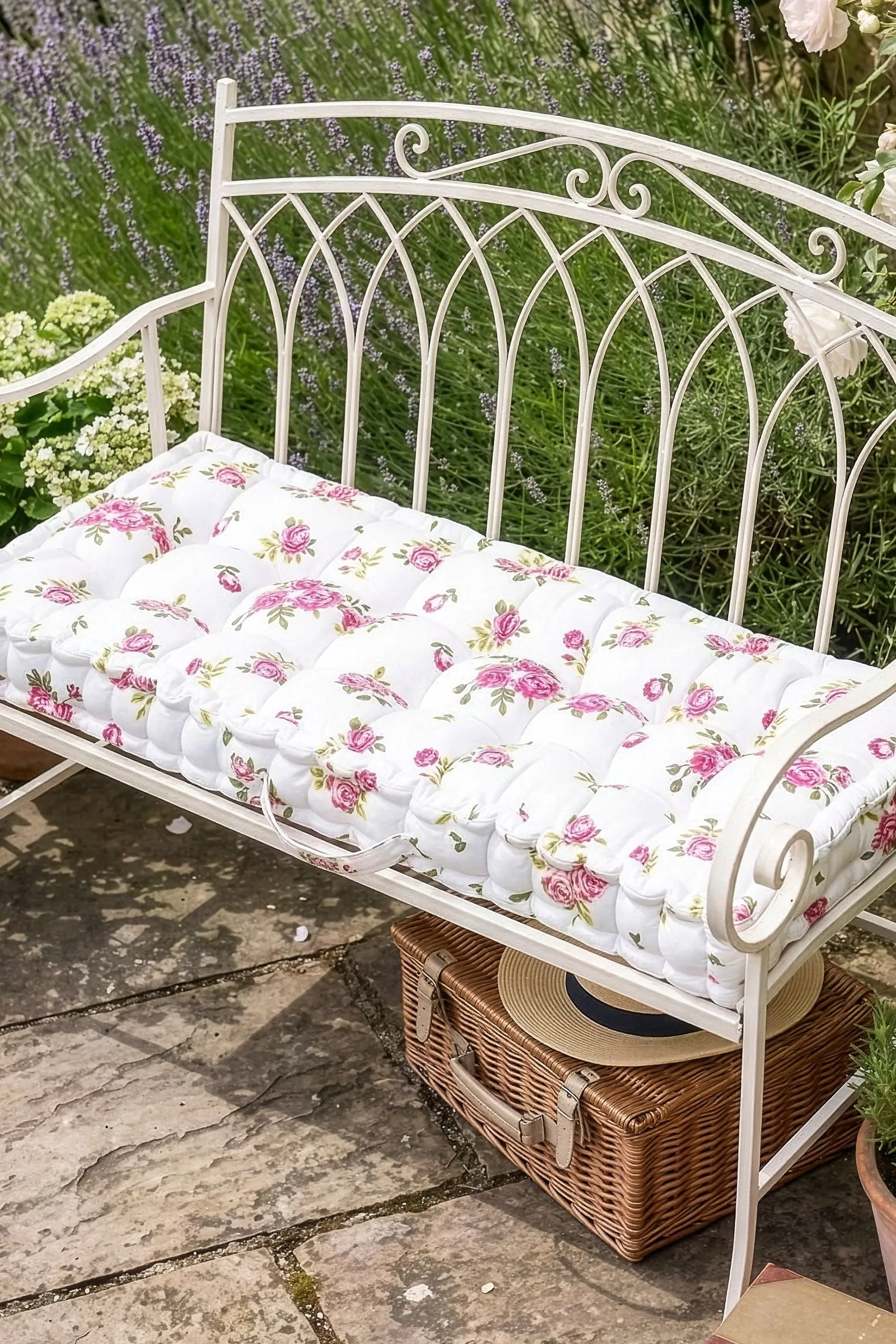 Dibor Vintage Style Pink Floral Reversible Outdoor Furniture Garden Bench Seat Pad L105cm x W42cm in Red