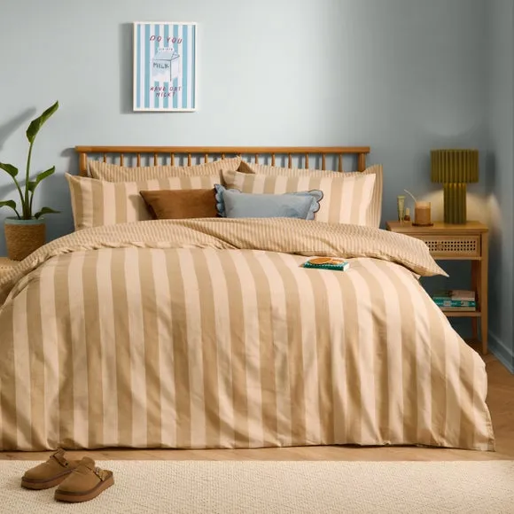 Furn. The Ultimate Stripe Polycotton Duvet Cover & Pillowcase Set 2