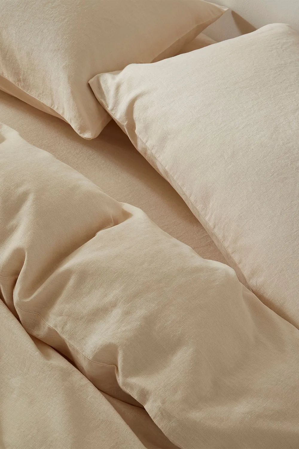 Martex Touch of Linen Duvet Cover Set (Includes 2 Pillowcases 1 For Single) in Cream 2